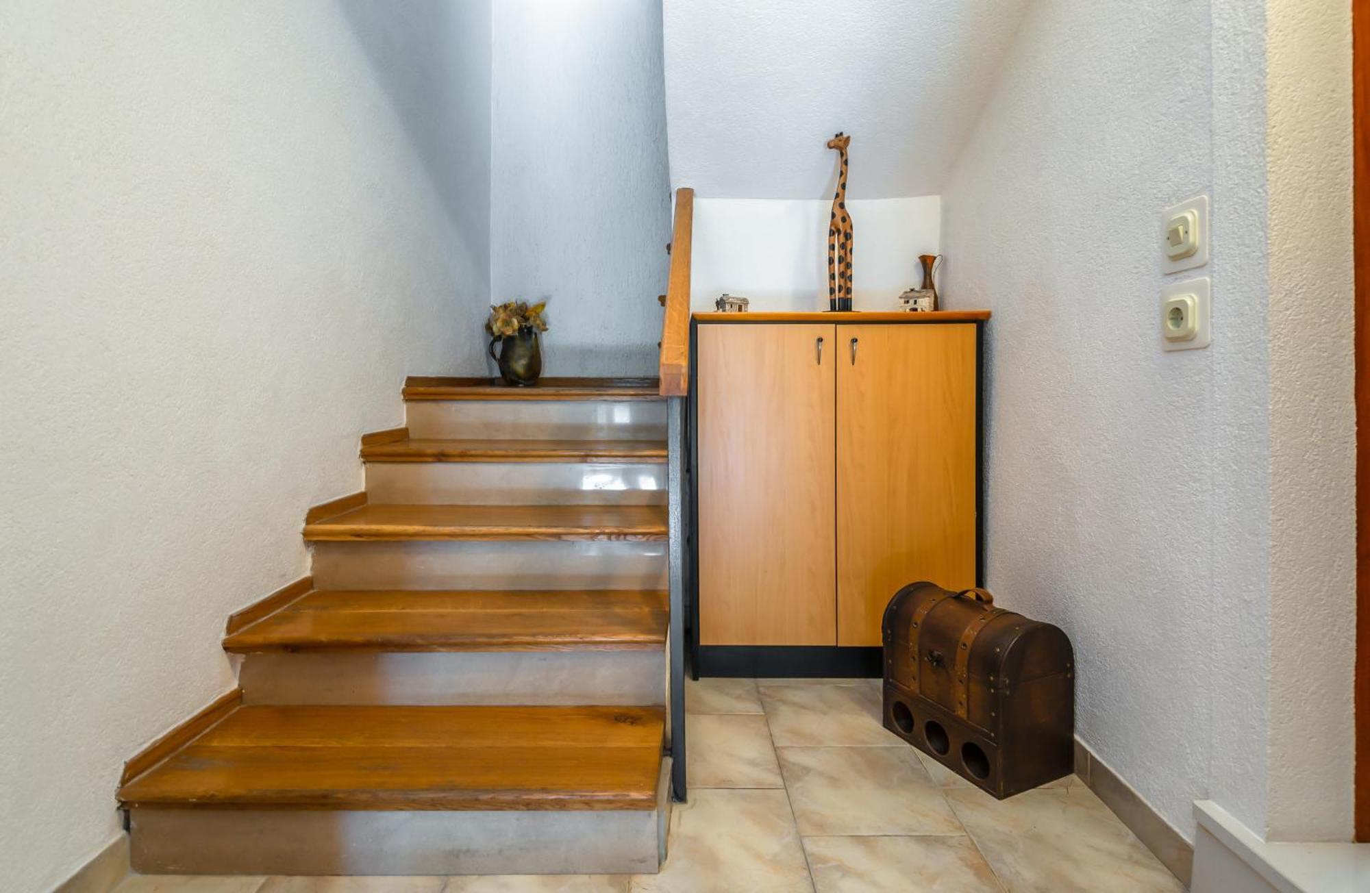 Apartmani Lovrenco Krvavica Exterior foto
