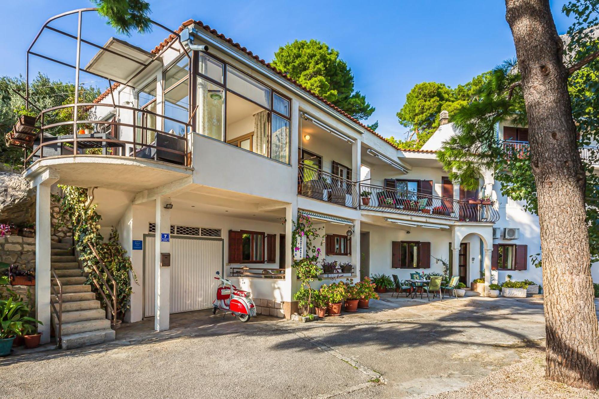 Apartmani Lovrenco Krvavica Exterior foto