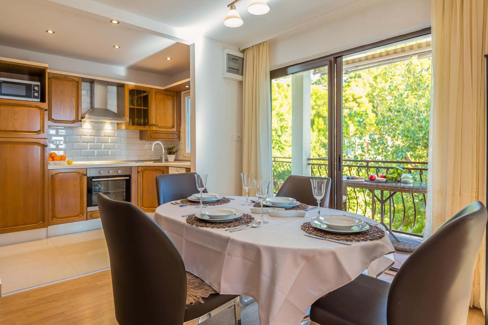 Apartmani Lovrenco Krvavica Exterior foto