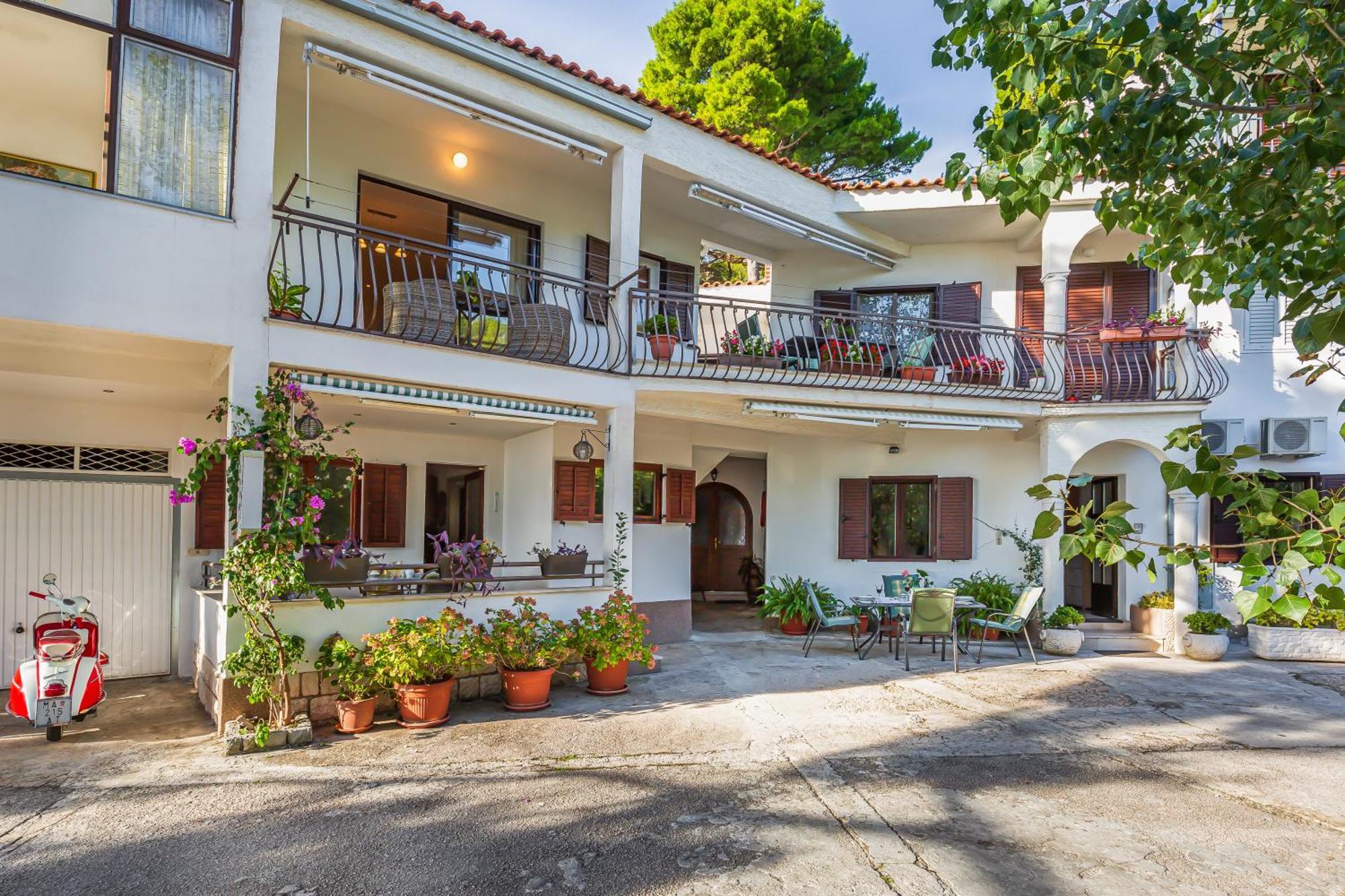 Apartmani Lovrenco Krvavica Quarto foto