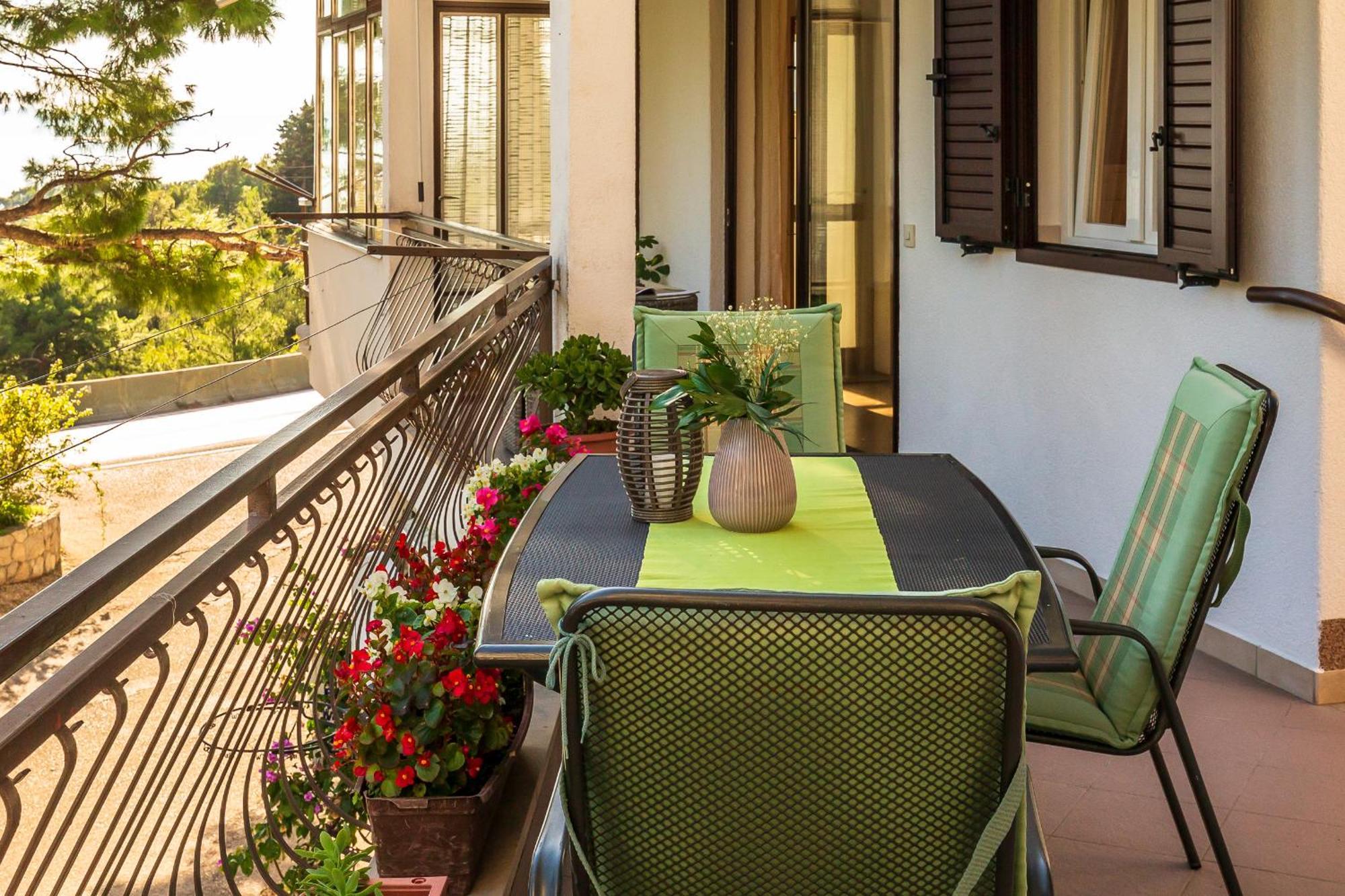Apartmani Lovrenco Krvavica Exterior foto